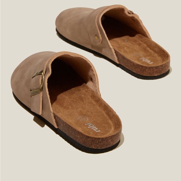 Buckle Mule - Picture 3 of 8